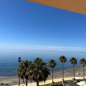 Bahia De La Plata Seafront Apartamento Estepona